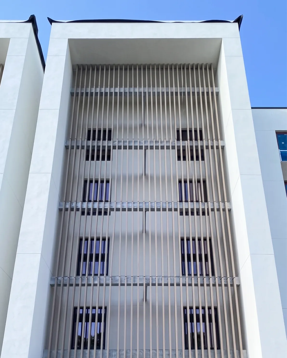 Structure and privacy without the maintenance